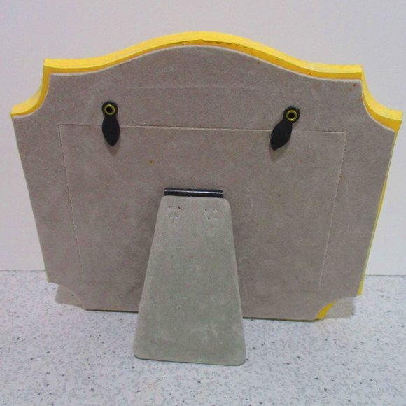 *FIGI Handpainted Baroque Inspired Pastel Relief Table Top Picture Frame - Picture 5 of 5